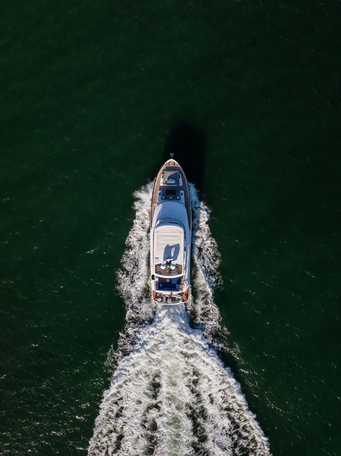 https://arconyachts.ams3.digitaloceanspaces.com/109208/conversions/large_4760293-optimize.jpg