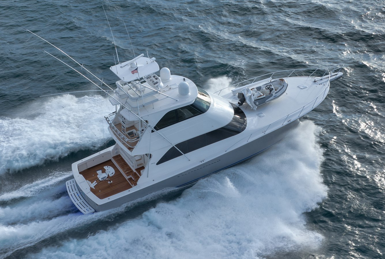 https://arconyachts.ams3.digitaloceanspaces.com/109240/conversions/large_4758944-optimize.jpg