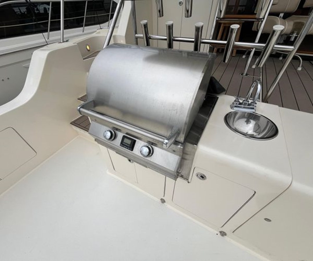 https://arconyachts.ams3.digitaloceanspaces.com/109336/conversions/large_4803202-optimize.jpg