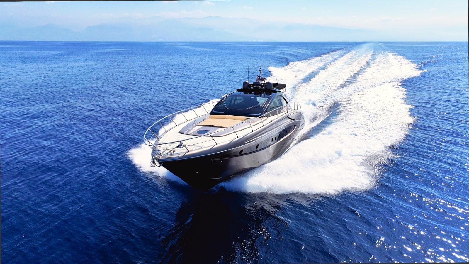 https://arconyachts.ams3.digitaloceanspaces.com/109456/conversions/large_4605575-optimize.jpg
