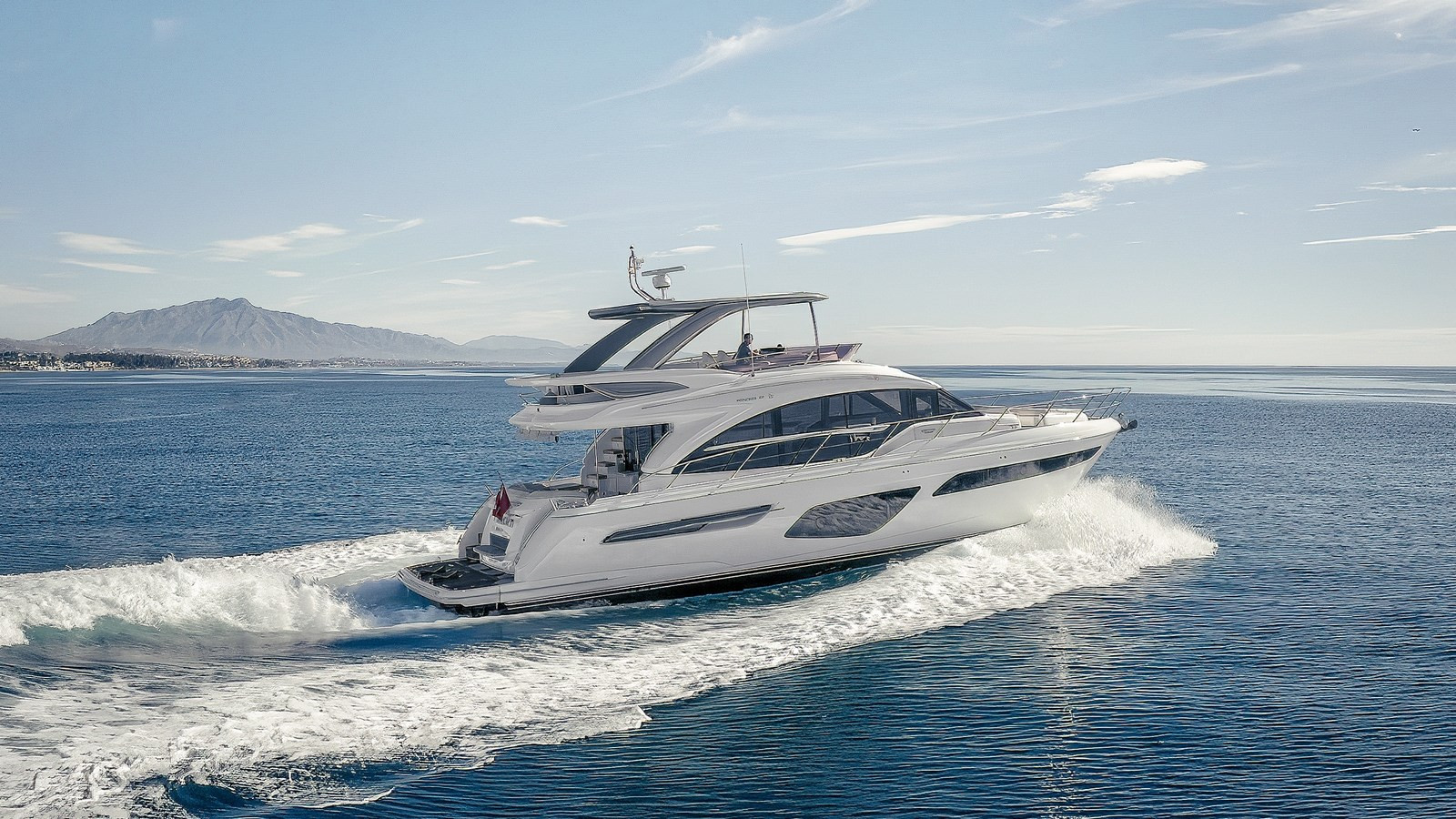https://arconyachts.ams3.digitaloceanspaces.com/109574/conversions/large_4392949-optimize.jpg