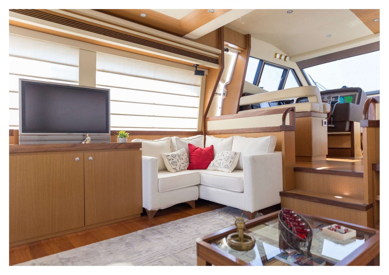 https://arconyachts.ams3.digitaloceanspaces.com/109997/conversions/large_4817388-optimize.jpg