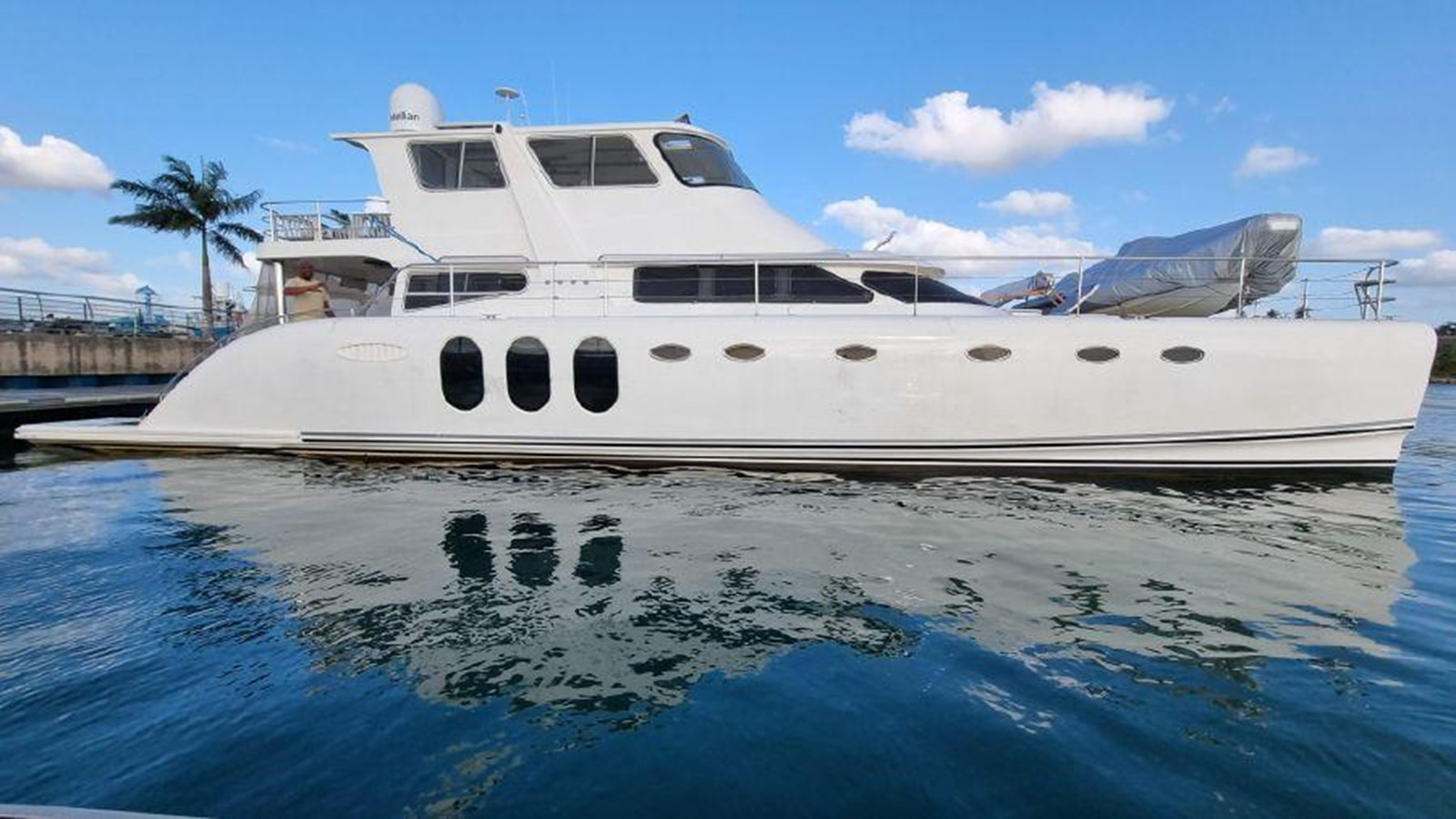 https://arconyachts.ams3.digitaloceanspaces.com/110041/conversions/large_3769097-optimize.jpg