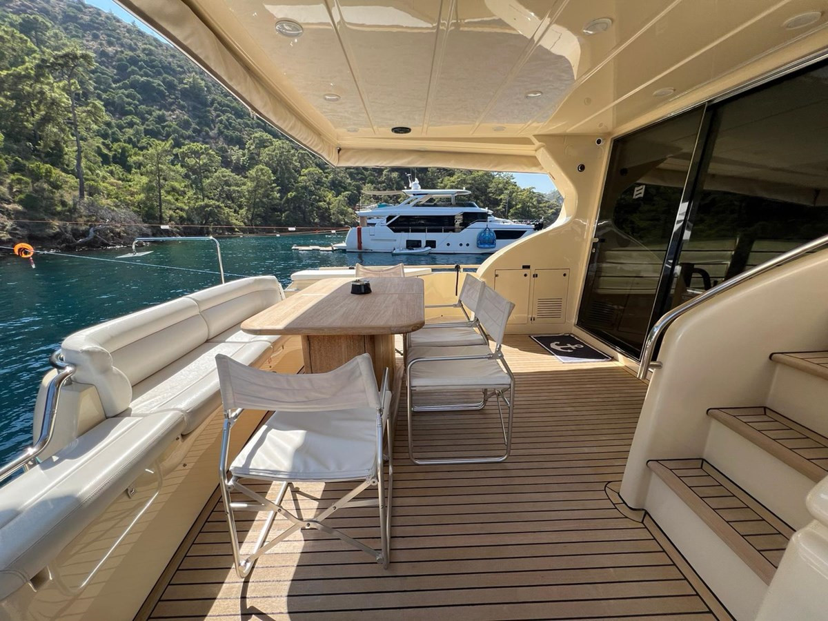 https://arconyachts.ams3.digitaloceanspaces.com/110046/conversions/large_4817407-optimize.jpg