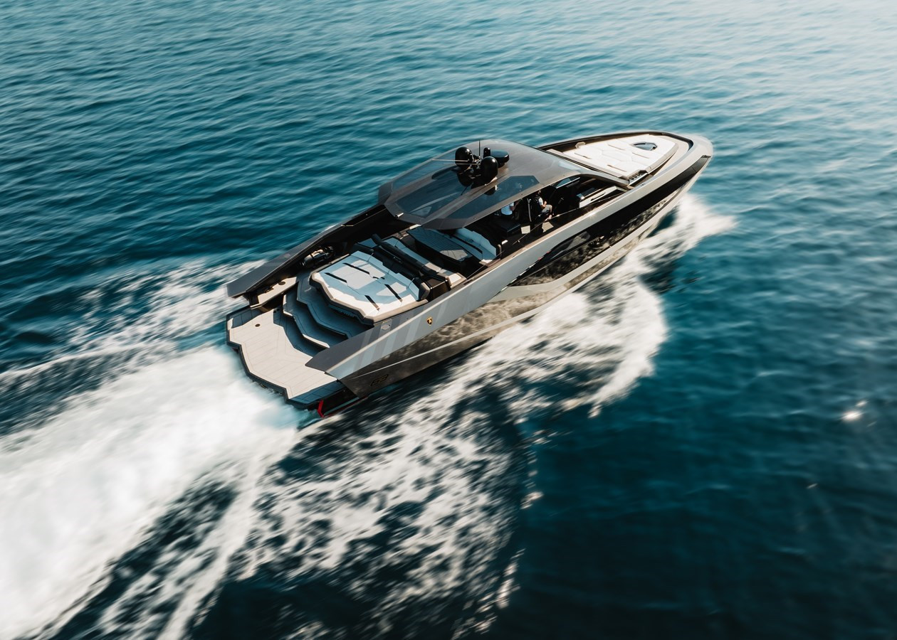 https://arconyachts.ams3.digitaloceanspaces.com/110349/conversions/large_4294857-optimize.jpg