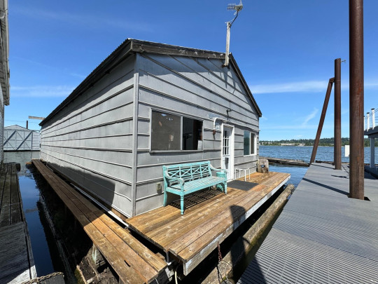 1940 CUSTOM BOAT HOUSE