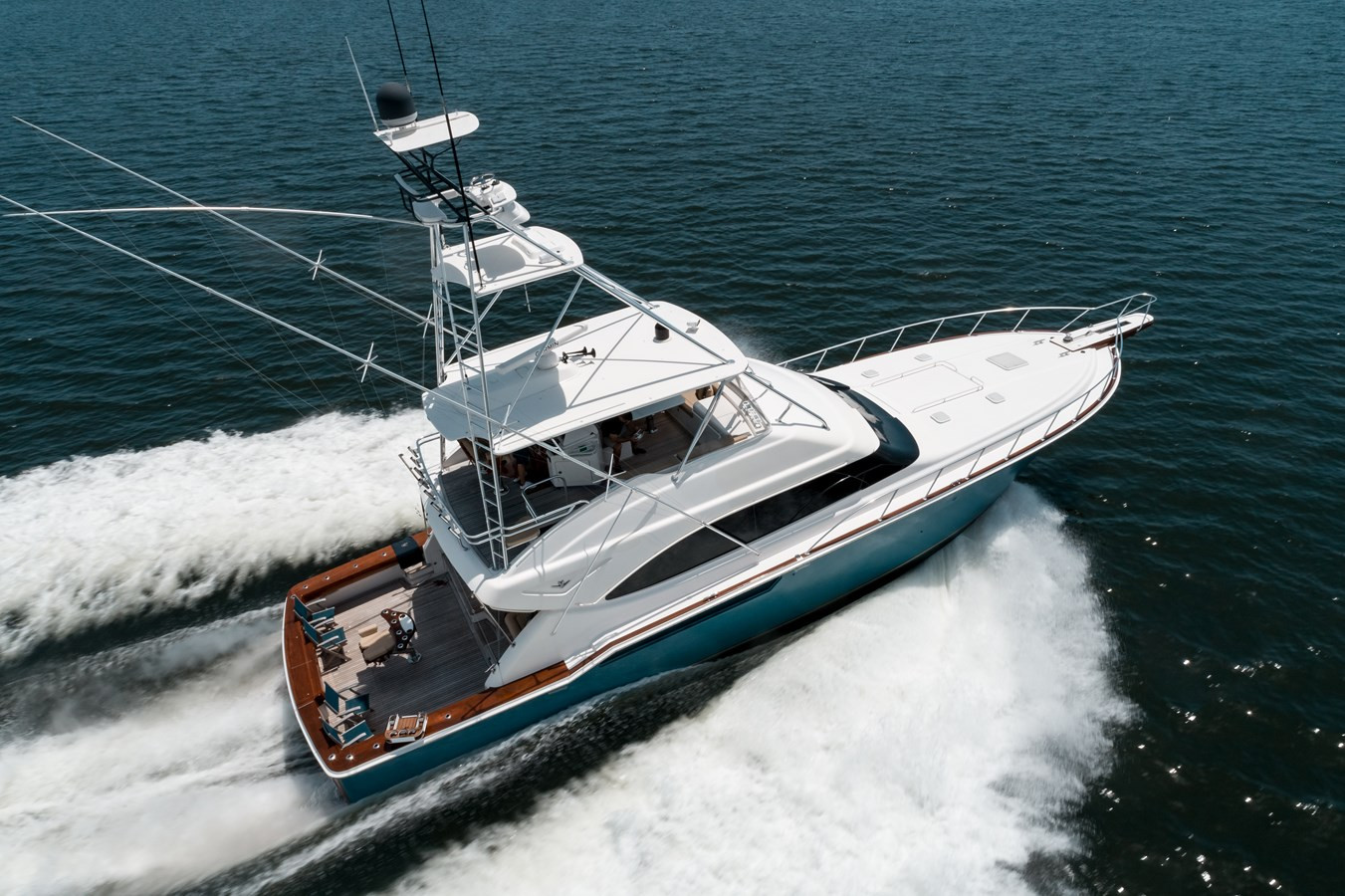 https://arconyachts.ams3.digitaloceanspaces.com/110543/conversions/large_4275699-optimize.jpg