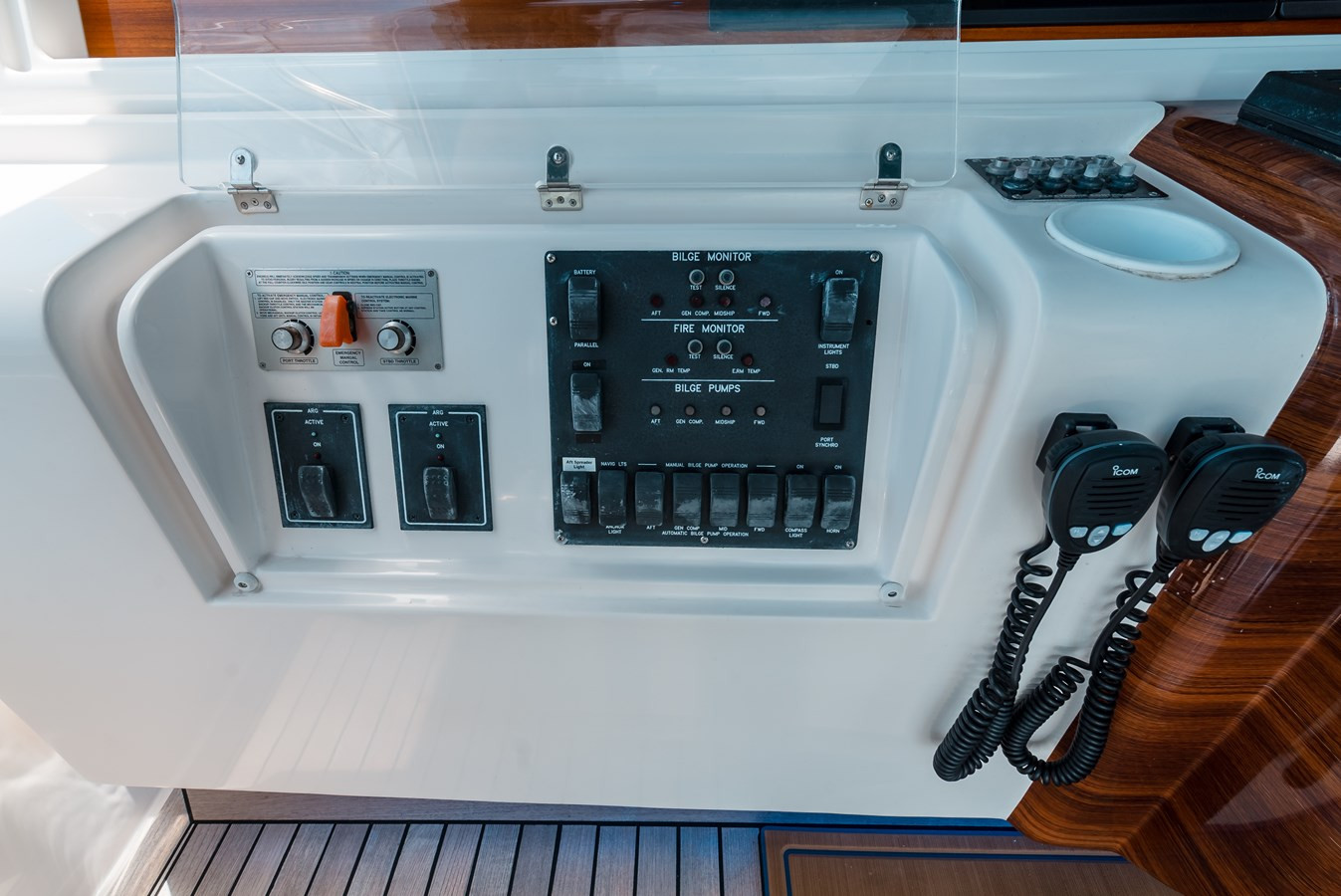 https://arconyachts.ams3.digitaloceanspaces.com/110605/conversions/large_4275719-optimize.jpg