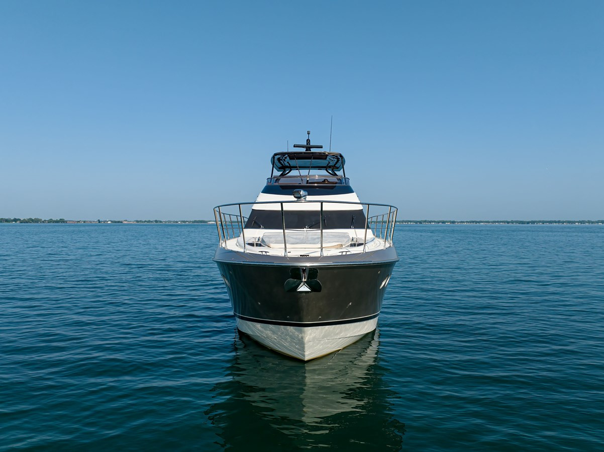 https://arconyachts.ams3.digitaloceanspaces.com/110682/conversions/large_4514141-optimize.jpg