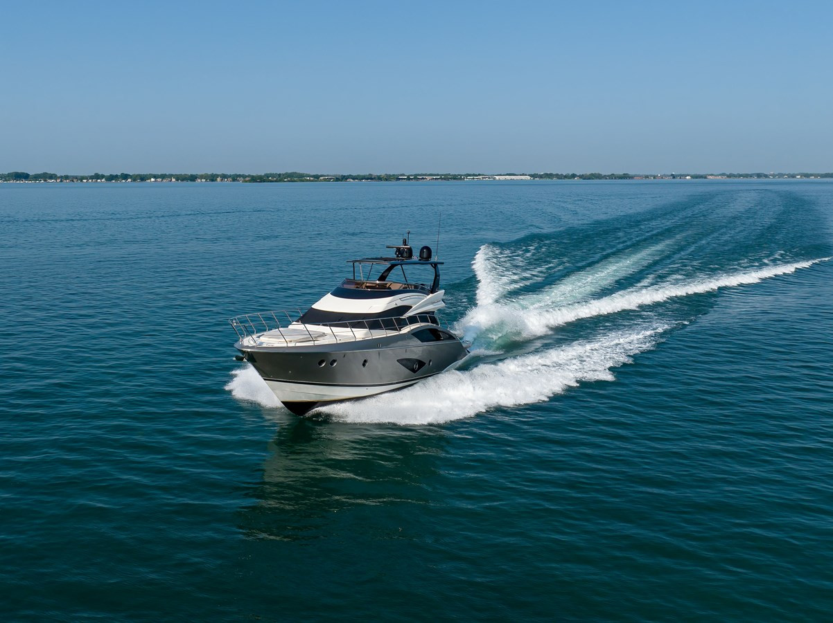 https://arconyachts.ams3.digitaloceanspaces.com/110688/conversions/large_4514145-optimize.jpg