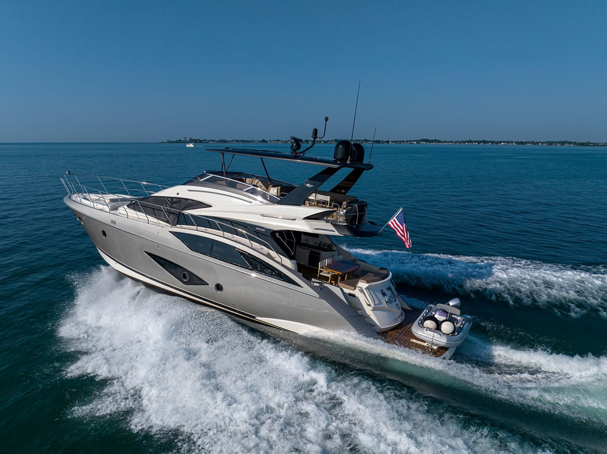 https://arconyachts.ams3.digitaloceanspaces.com/110692/conversions/large_4514147-optimize.jpg
