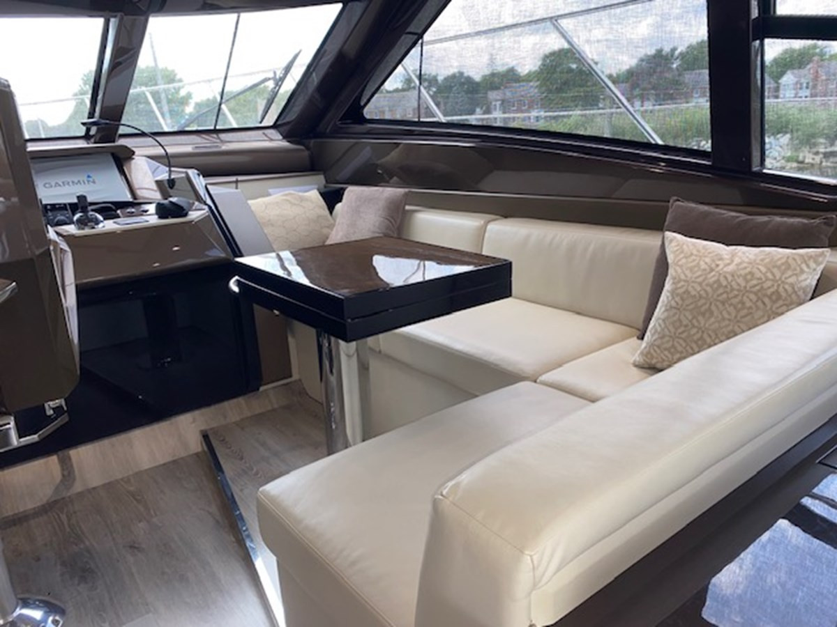 https://arconyachts.ams3.digitaloceanspaces.com/110748/conversions/large_4514172-optimize.jpg