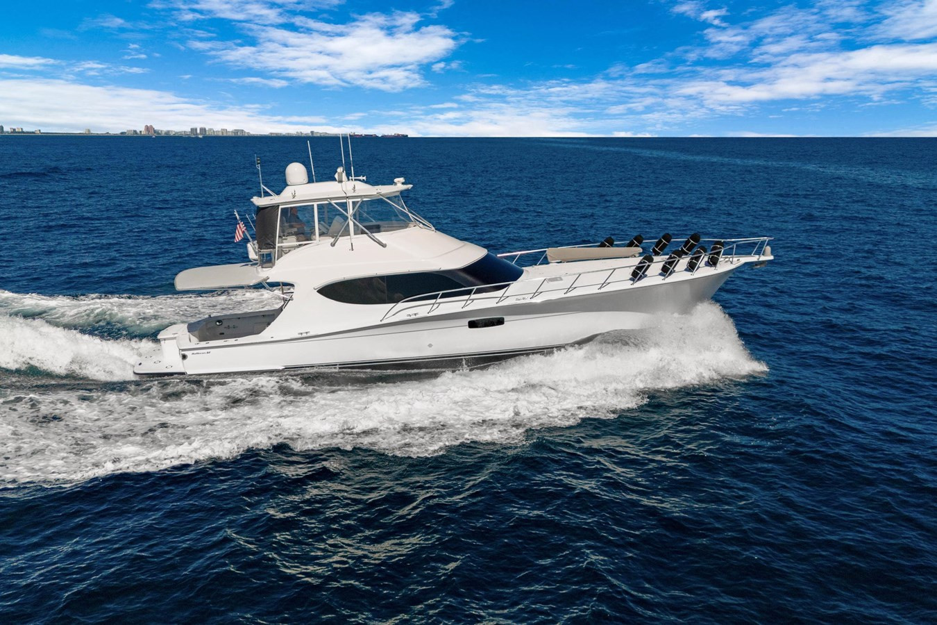 https://arconyachts.ams3.digitaloceanspaces.com/110764/conversions/large_4583445-optimize.jpg