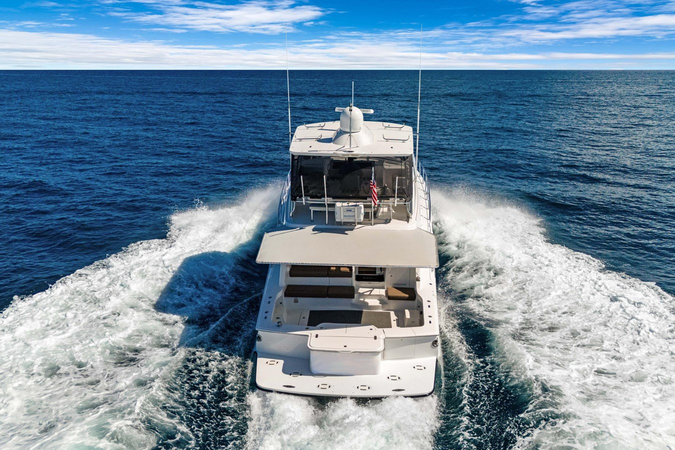 https://arconyachts.ams3.digitaloceanspaces.com/110819/conversions/large_4583463-optimize.jpg