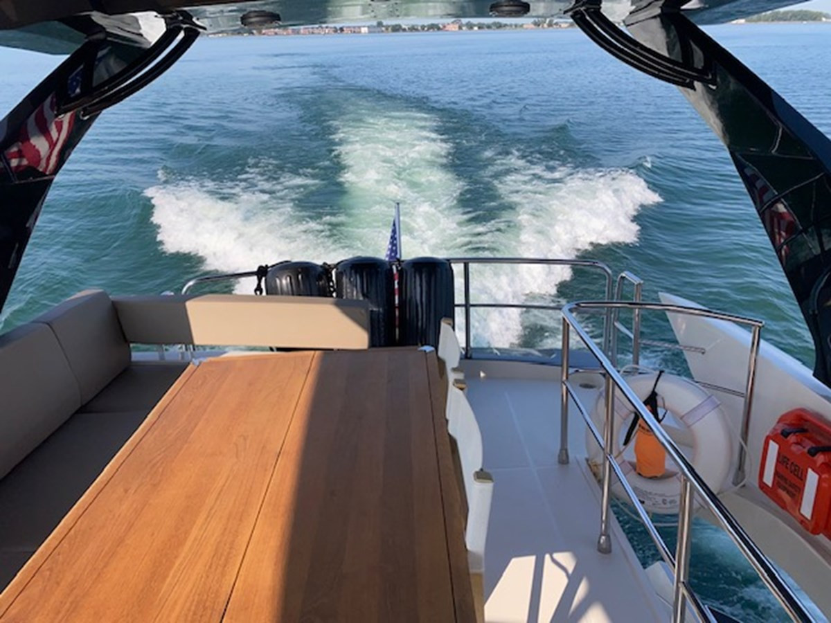https://arconyachts.ams3.digitaloceanspaces.com/110835/conversions/large_4514202-optimize.jpg