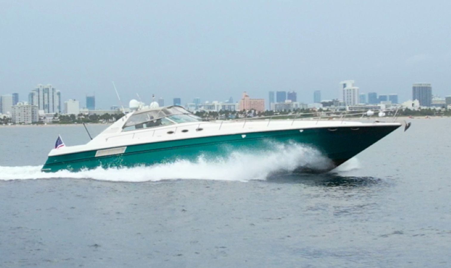 https://arconyachts.ams3.digitaloceanspaces.com/110878/conversions/large_4680536-optimize.jpg