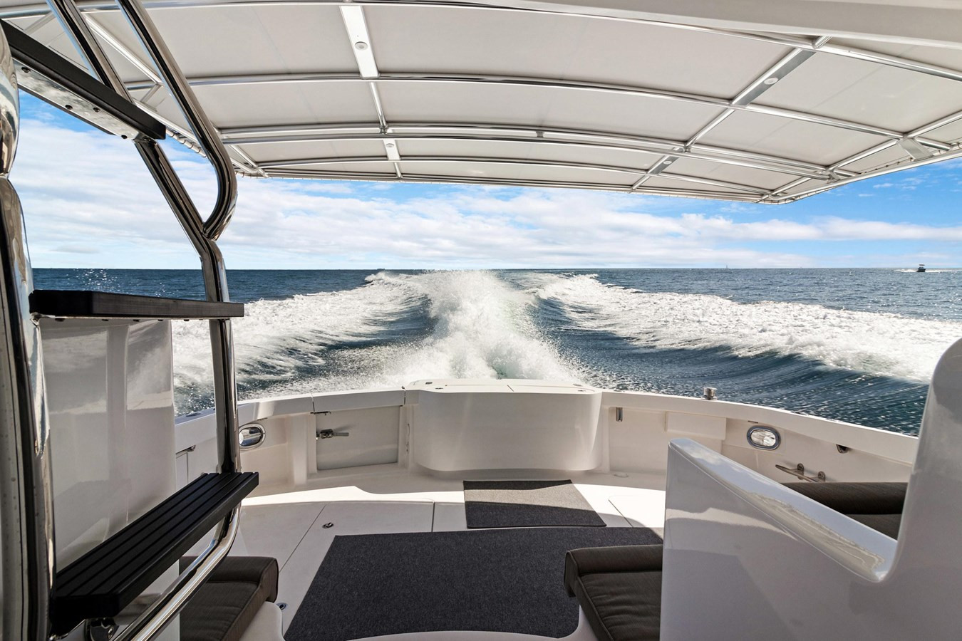 https://arconyachts.ams3.digitaloceanspaces.com/110923/conversions/large_4583500-optimize.jpg