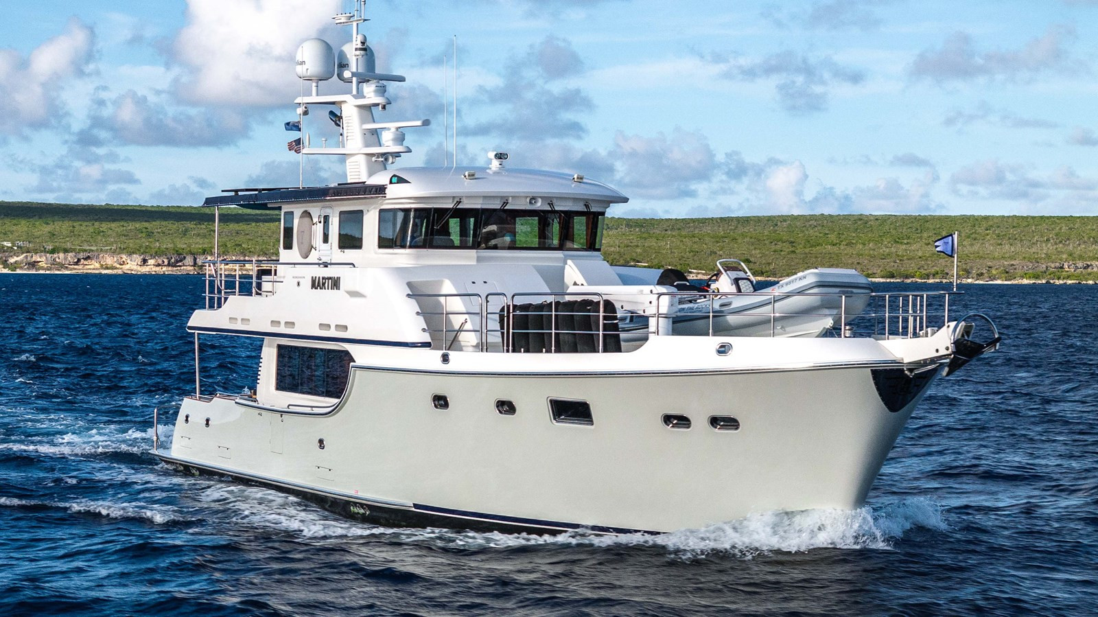 https://arconyachts.ams3.digitaloceanspaces.com/110930/conversions/large_4852868-optimize.jpg