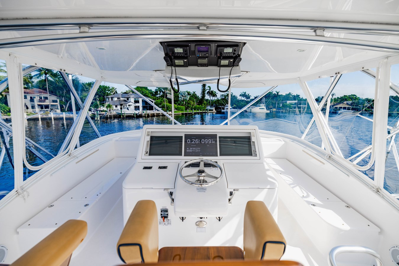 https://arconyachts.ams3.digitaloceanspaces.com/111096/conversions/large_4765726-optimize.jpg