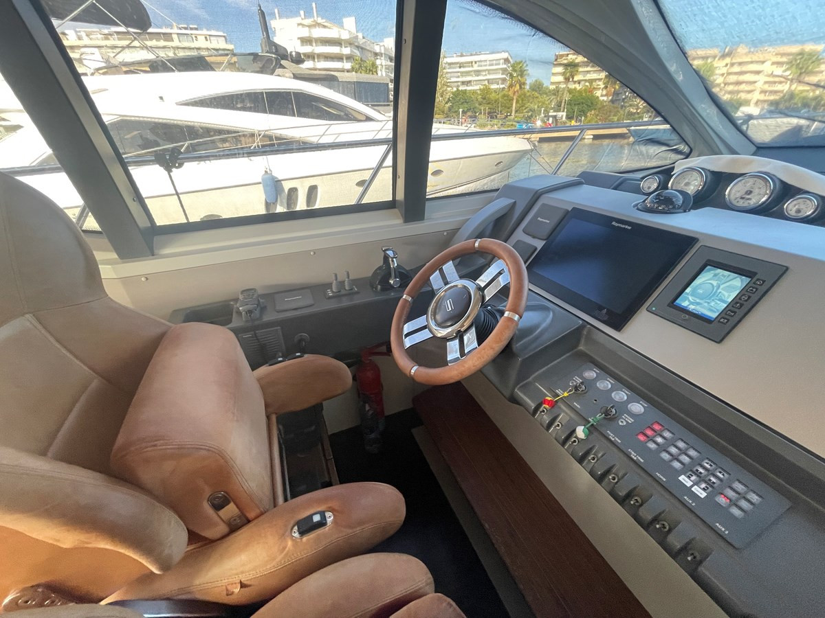 https://arconyachts.ams3.digitaloceanspaces.com/111157/conversions/large_4843728-optimize.jpg