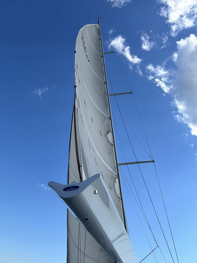 https://arconyachts.ams3.digitaloceanspaces.com/111203/conversions/large_4384327-optimize.jpg