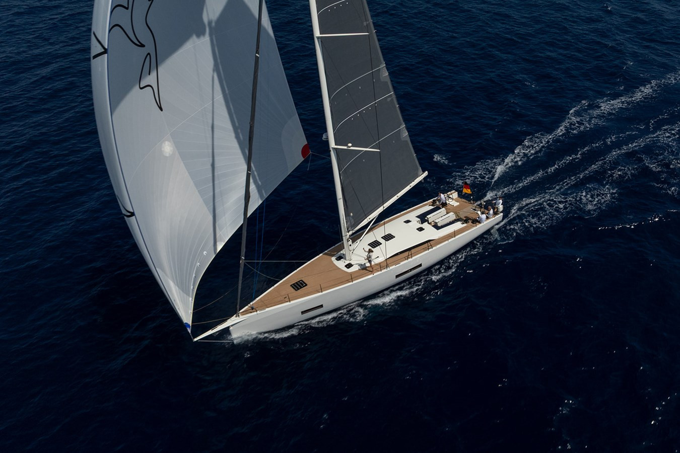 https://arconyachts.ams3.digitaloceanspaces.com/111320/conversions/large_4743878-optimize.jpg