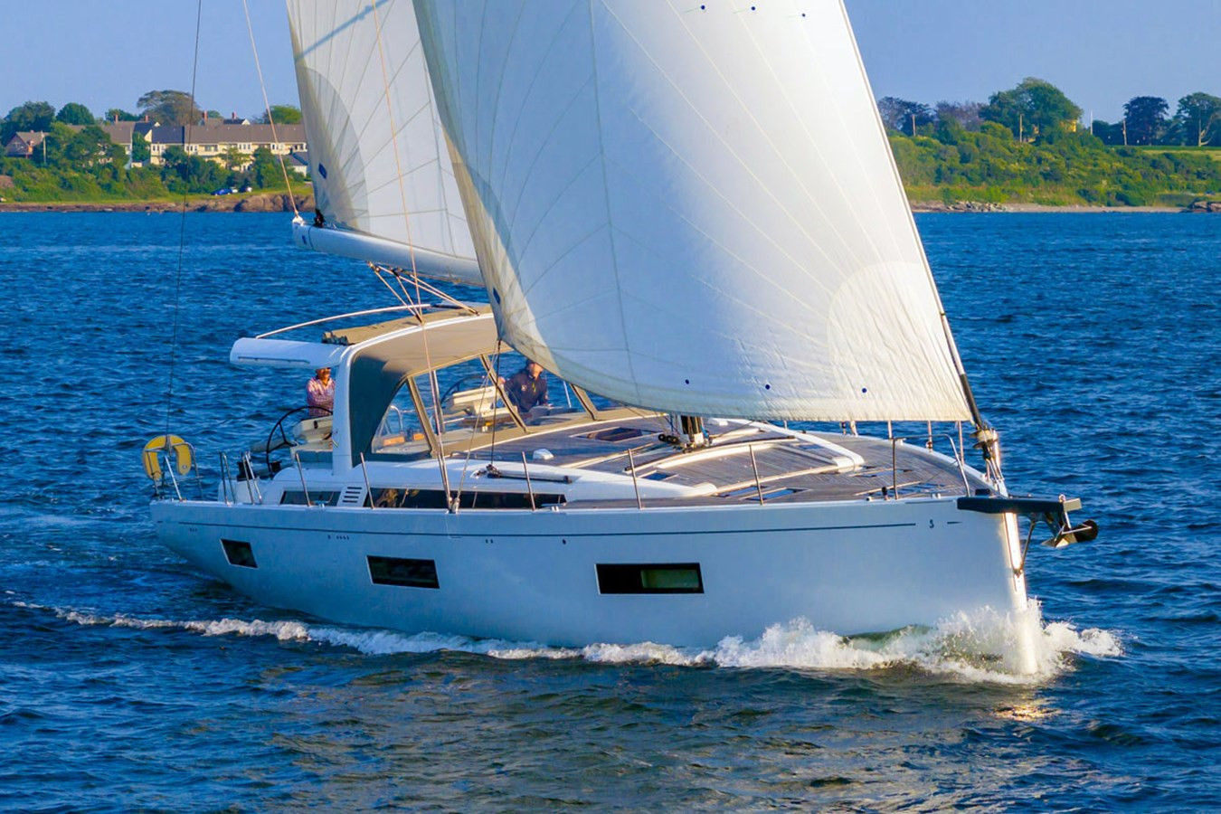 https://arconyachts.ams3.digitaloceanspaces.com/111418/conversions/large_4705440-optimize.jpg