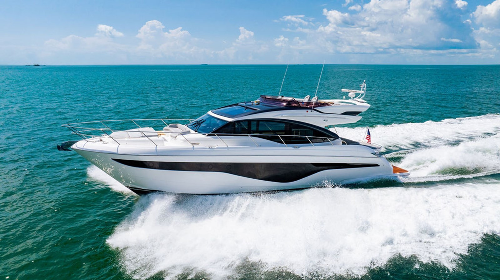 https://arconyachts.ams3.digitaloceanspaces.com/111550/conversions/large_4382909-optimize.jpg