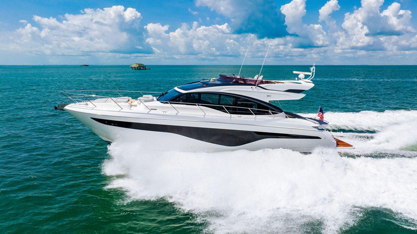 https://arconyachts.ams3.digitaloceanspaces.com/111559/conversions/large_4382916-optimize.jpg