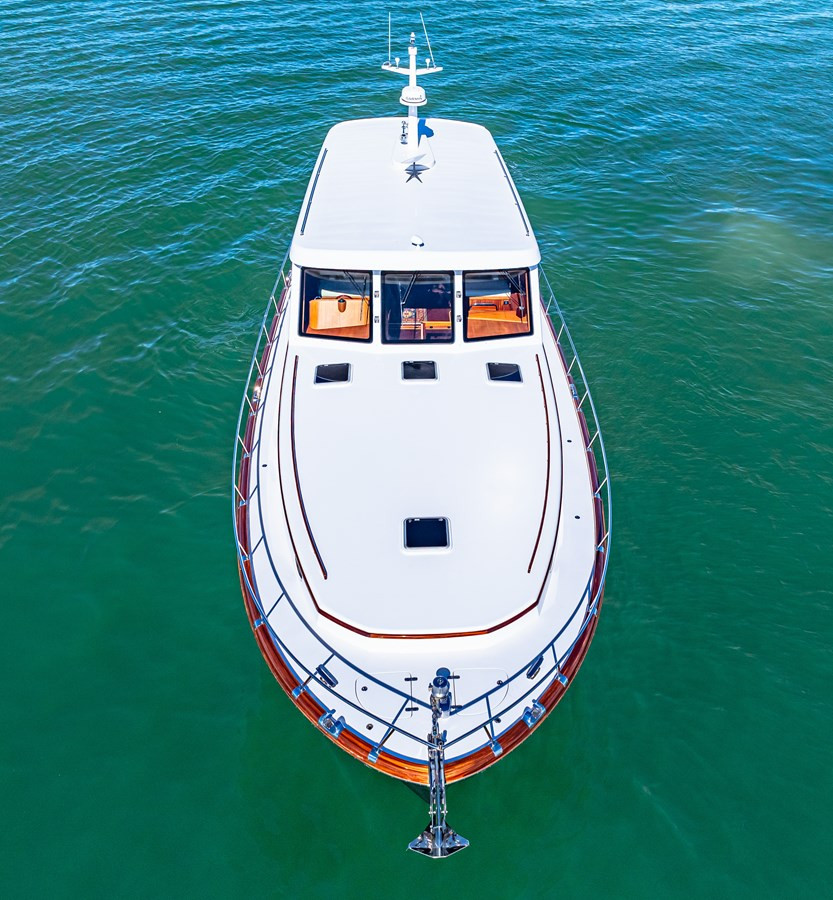 https://arconyachts.ams3.digitaloceanspaces.com/111560/conversions/large_4563592-optimize.jpg