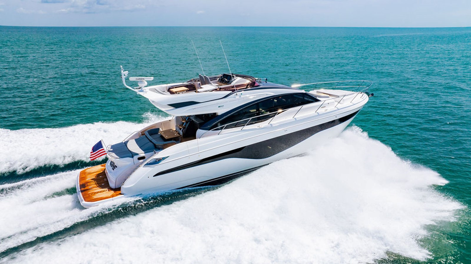 https://arconyachts.ams3.digitaloceanspaces.com/111613/conversions/large_4382935-optimize.jpg