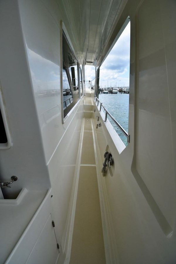 https://arconyachts.ams3.digitaloceanspaces.com/111655/conversions/large_2828623-optimize.jpg