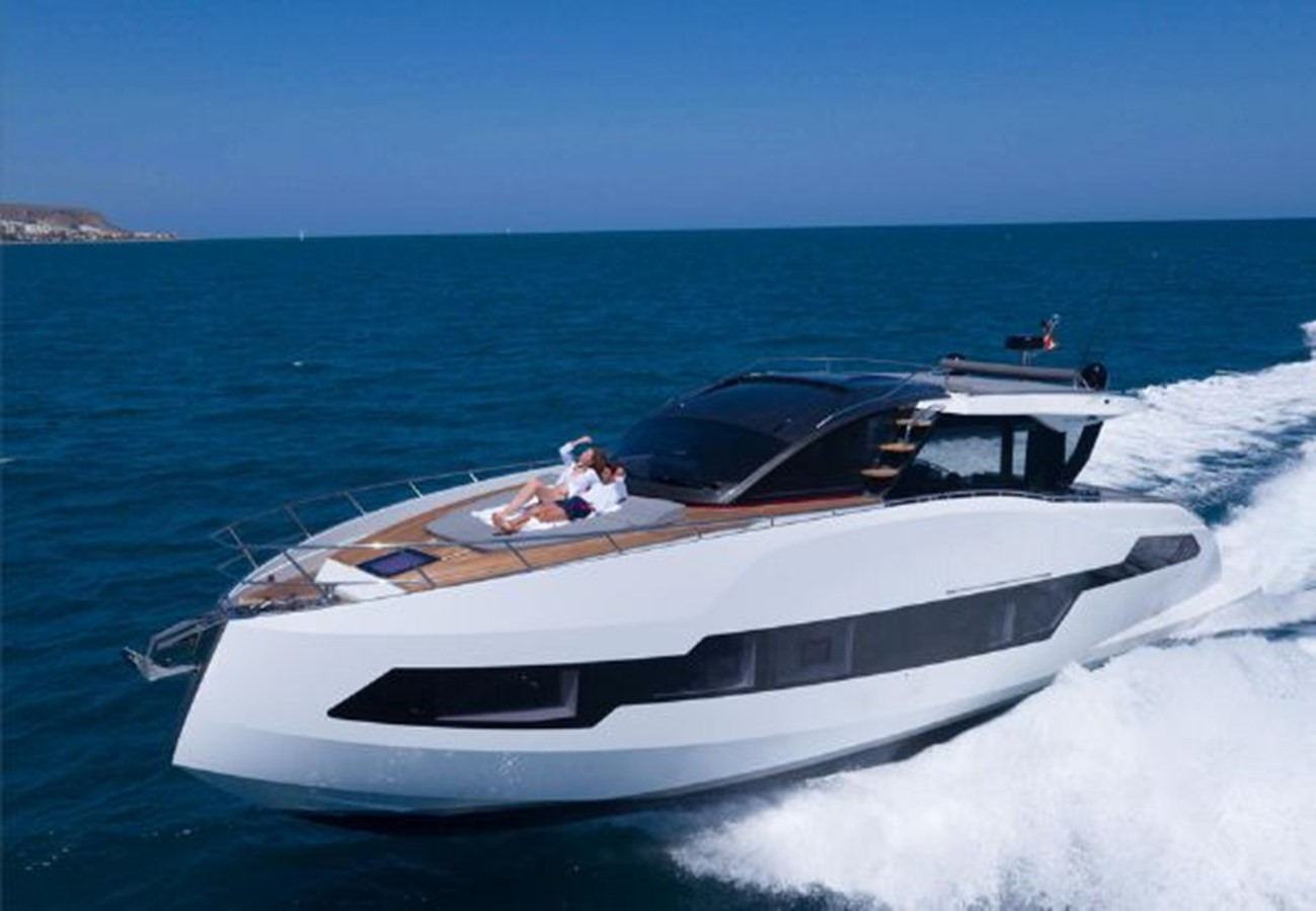 https://arconyachts.ams3.digitaloceanspaces.com/111731/conversions/large_3016052-optimize.jpg