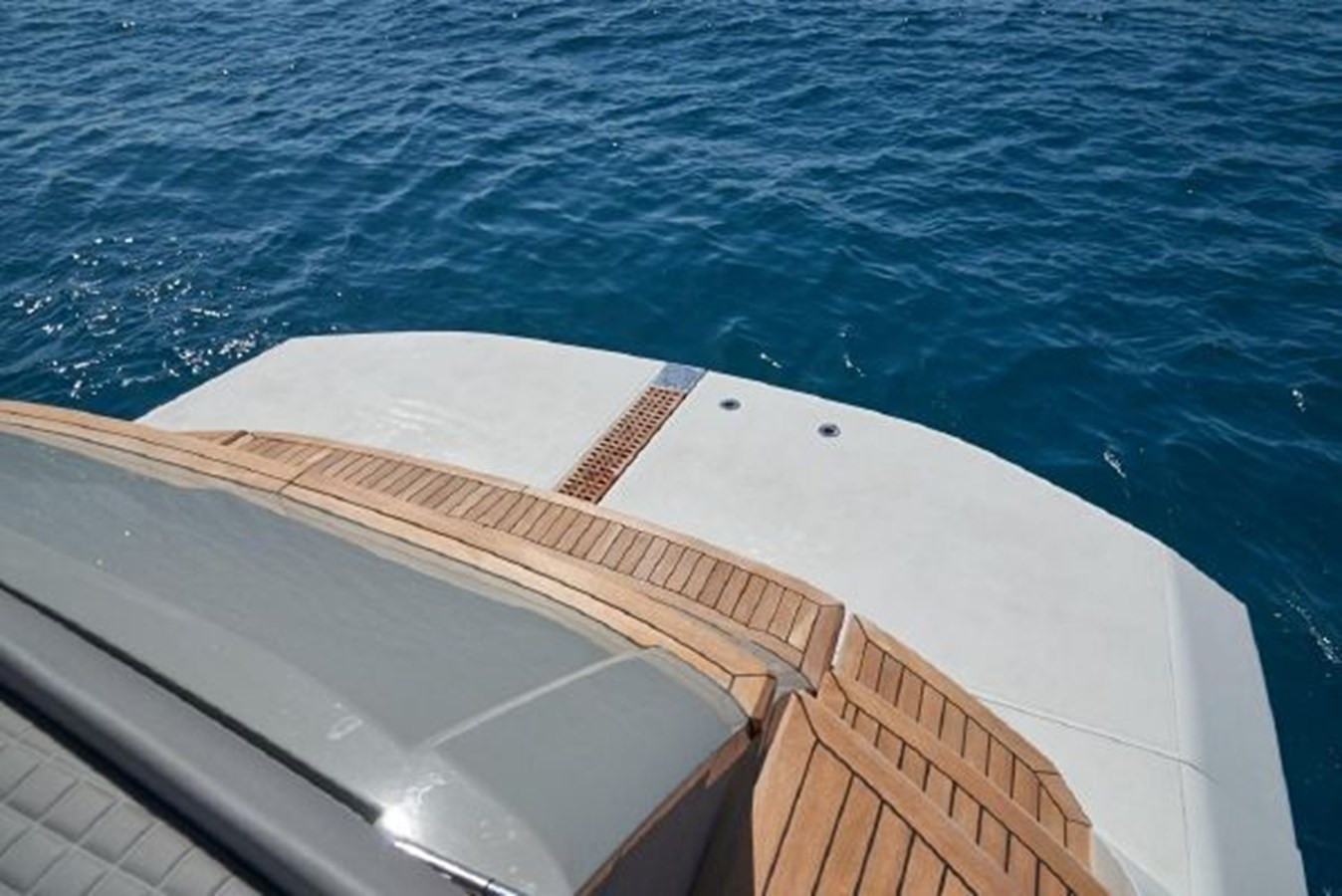 https://arconyachts.ams3.digitaloceanspaces.com/111734/conversions/large_3016053-optimize.jpg