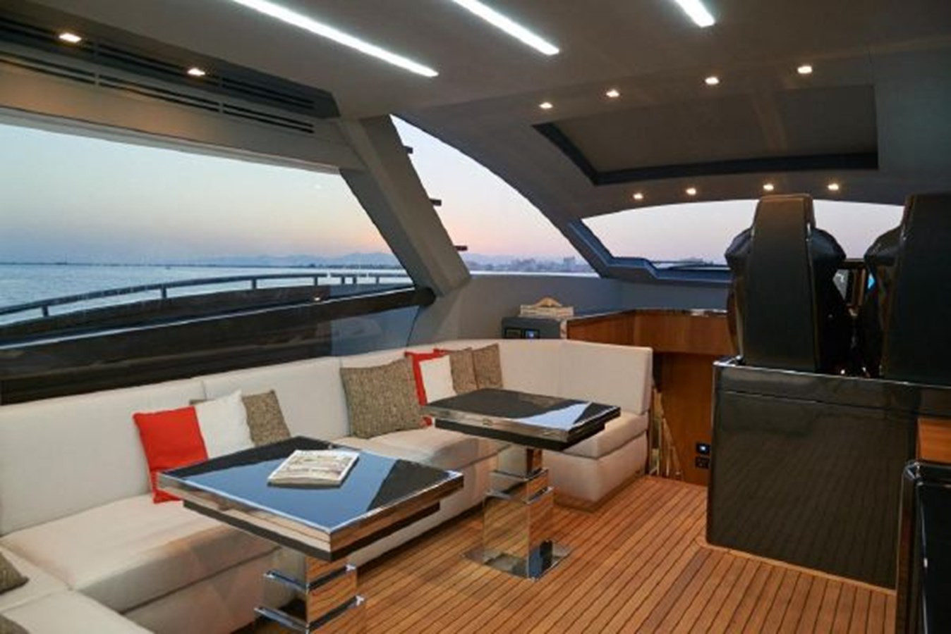https://arconyachts.ams3.digitaloceanspaces.com/111794/conversions/large_3016075-optimize.jpg