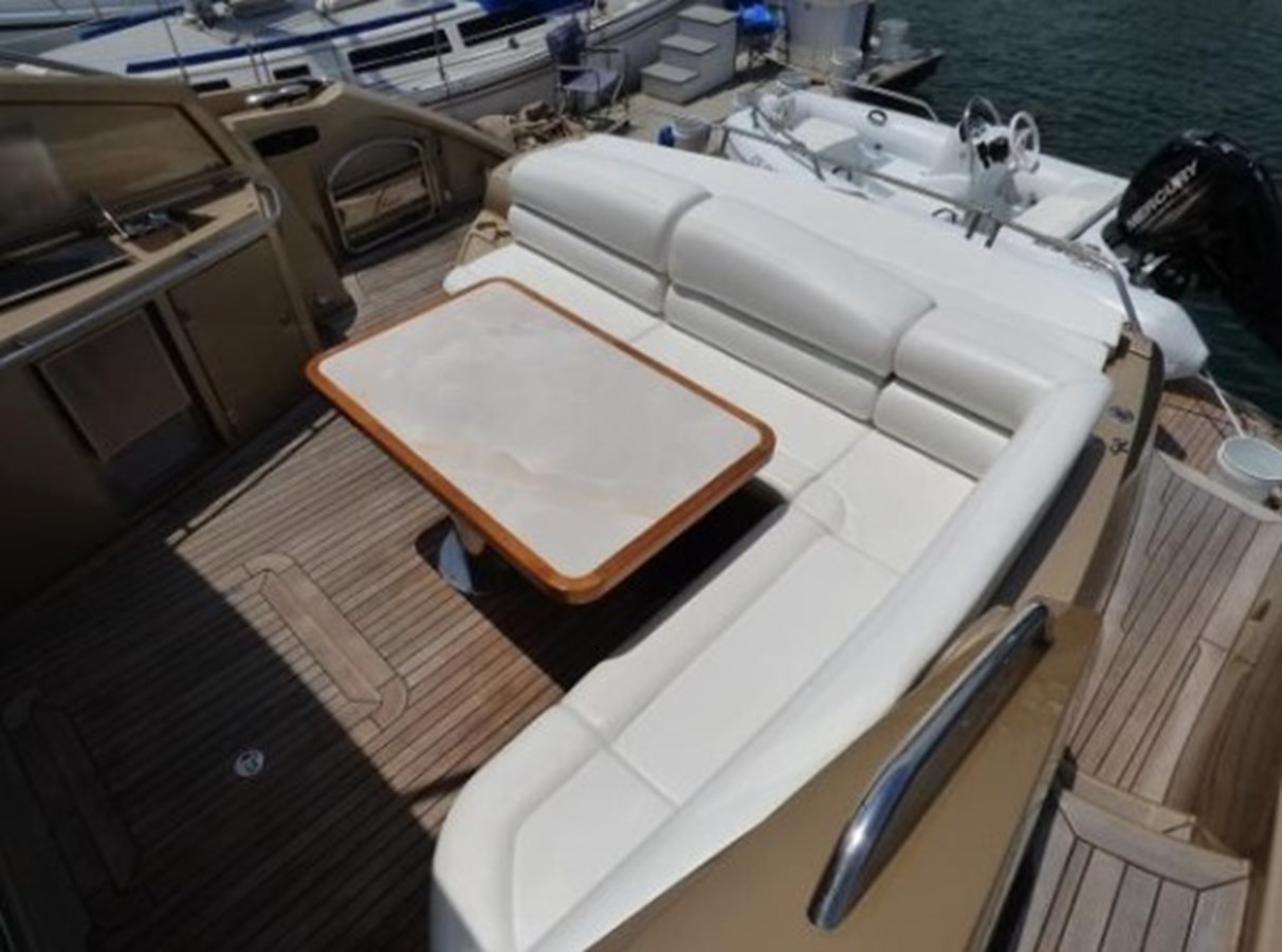 https://arconyachts.ams3.digitaloceanspaces.com/111888/conversions/large_3610064-optimize.jpg