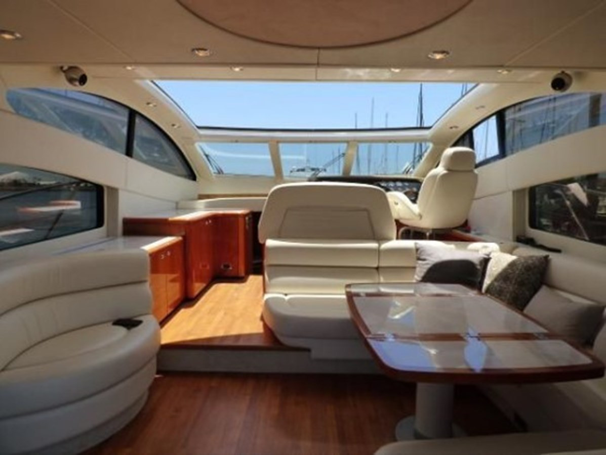 https://arconyachts.ams3.digitaloceanspaces.com/111912/conversions/large_3610072-optimize.jpg