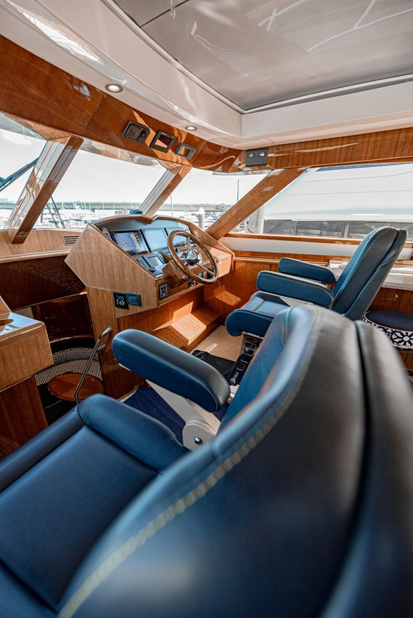 https://arconyachts.ams3.digitaloceanspaces.com/111916/conversions/large_3126790-optimize.jpg