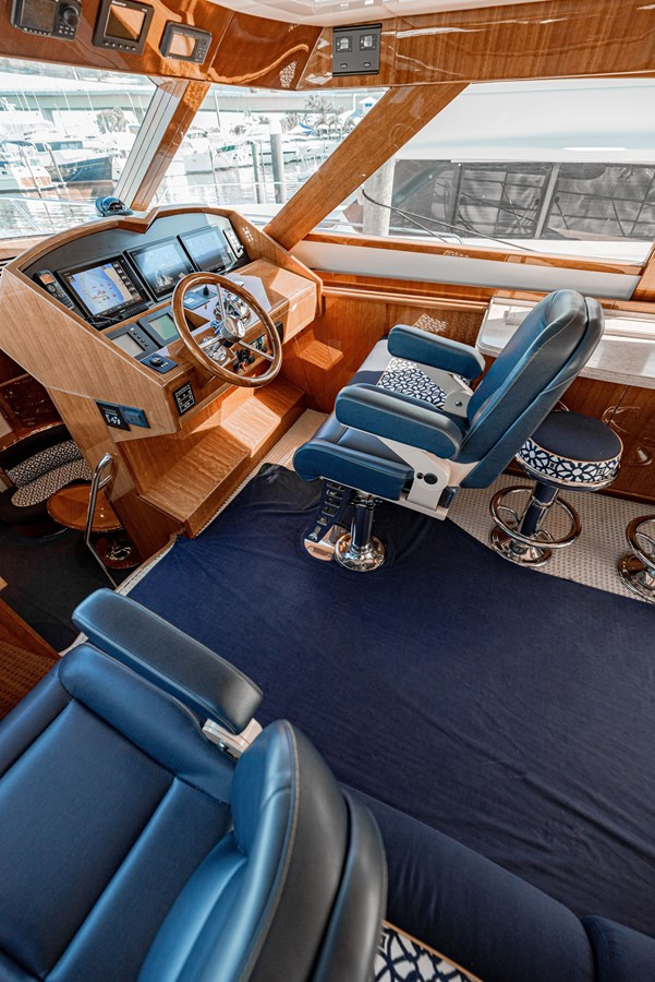 https://arconyachts.ams3.digitaloceanspaces.com/111919/conversions/large_3126791-optimize.jpg