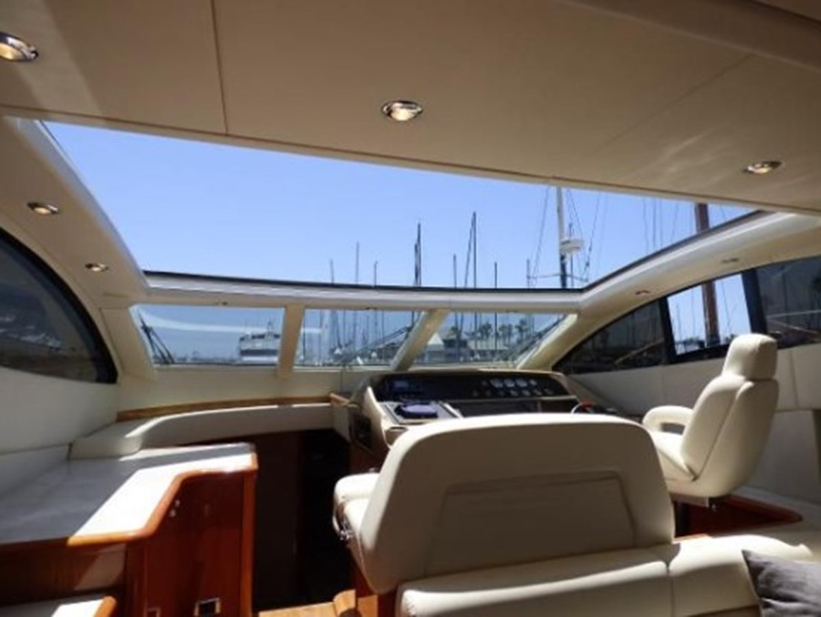 https://arconyachts.ams3.digitaloceanspaces.com/111929/conversions/large_3610079-optimize.jpg