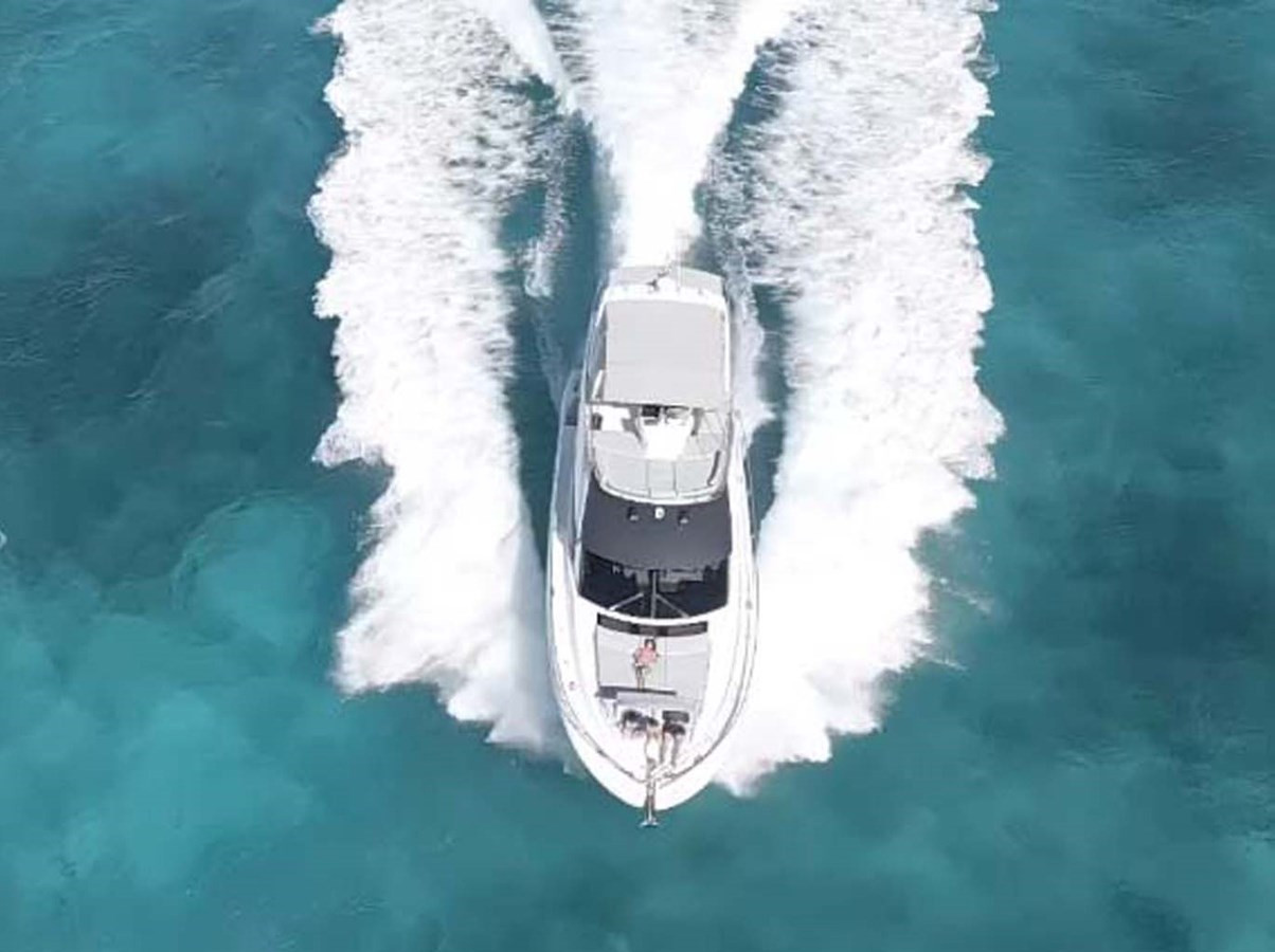 https://arconyachts.ams3.digitaloceanspaces.com/111970/conversions/large_4311931-optimize.jpg