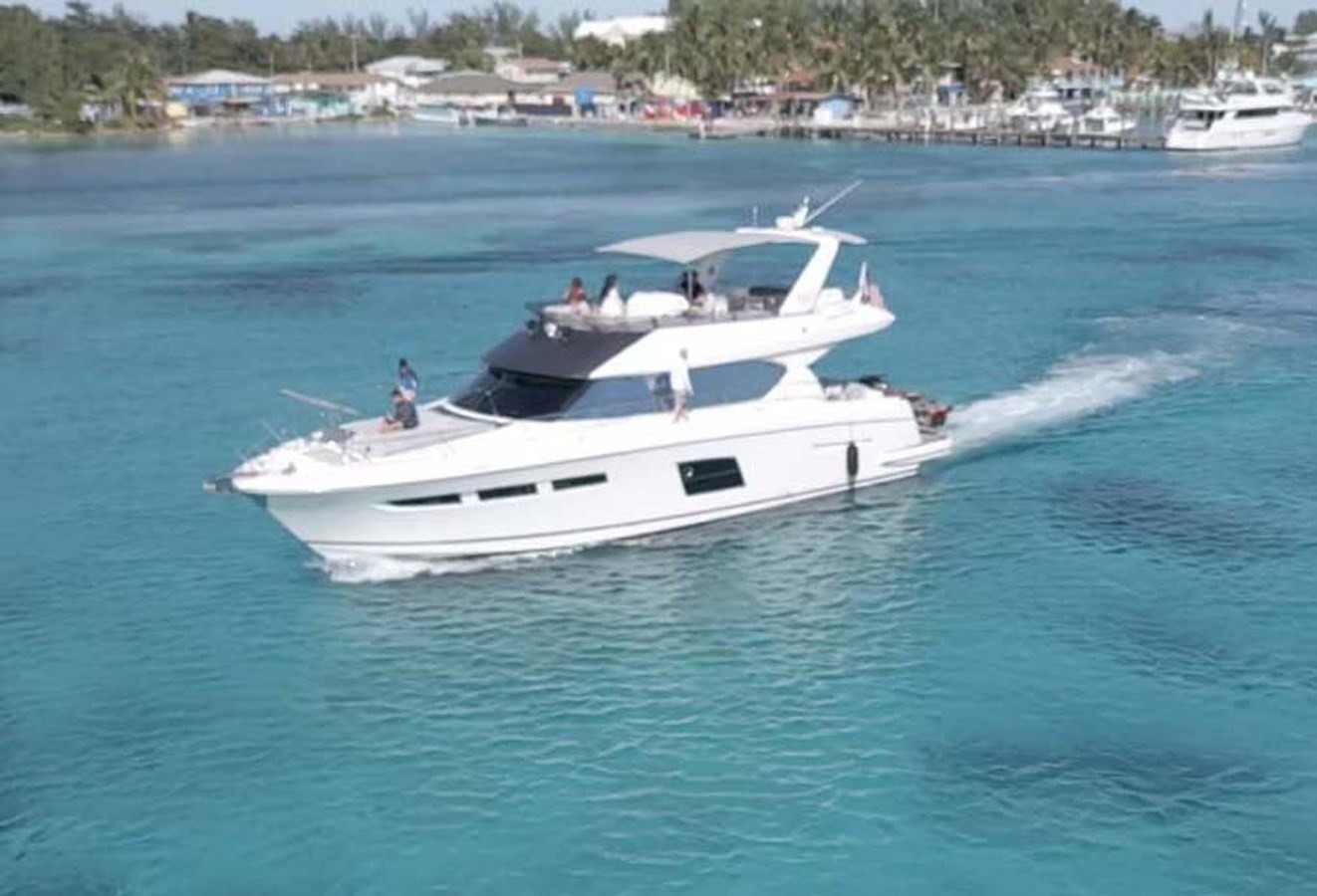 https://arconyachts.ams3.digitaloceanspaces.com/112077/conversions/large_4311970-optimize.jpg