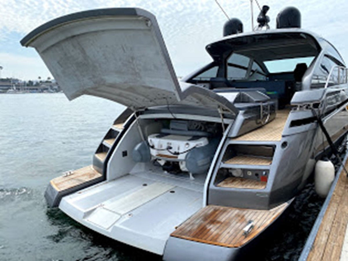 https://arconyachts.ams3.digitaloceanspaces.com/112084/conversions/large_3897365-optimize.jpg