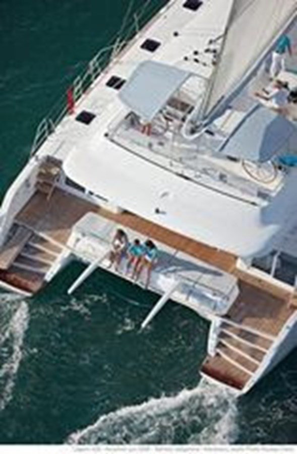 https://arconyachts.ams3.digitaloceanspaces.com/112138/conversions/large_3983565-optimize.jpg