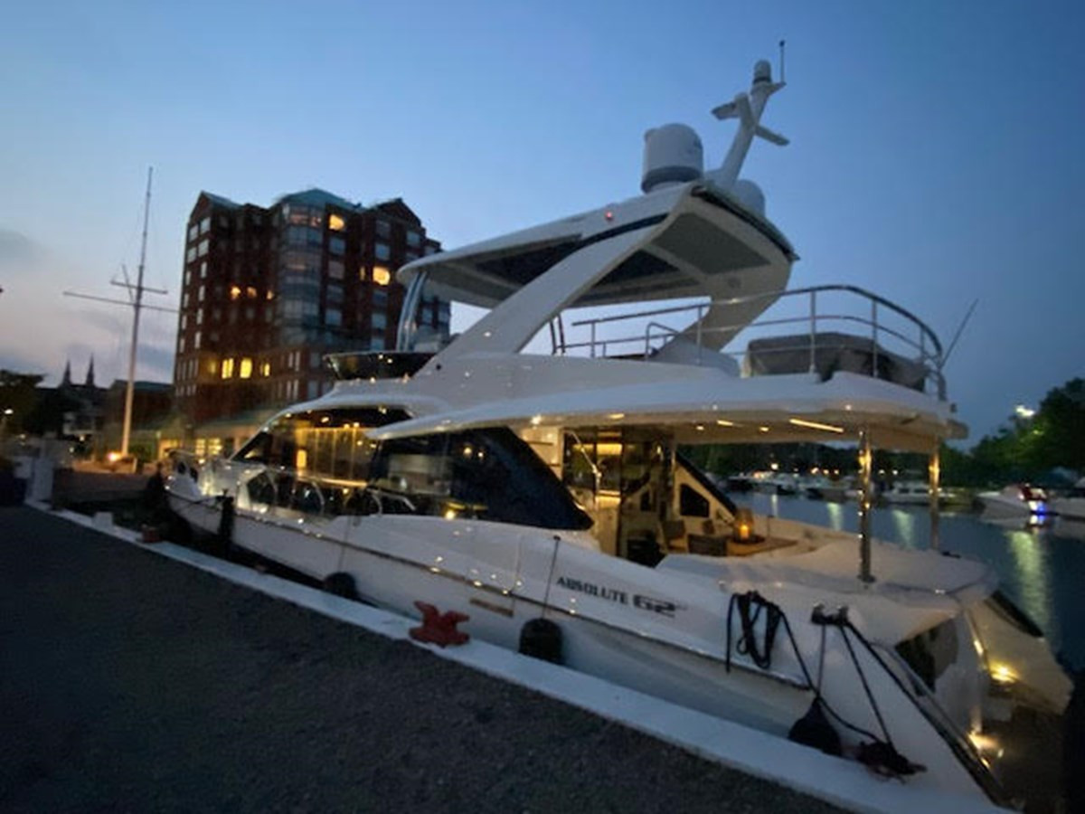 https://arconyachts.ams3.digitaloceanspaces.com/112139/conversions/large_3932004-optimize.jpg