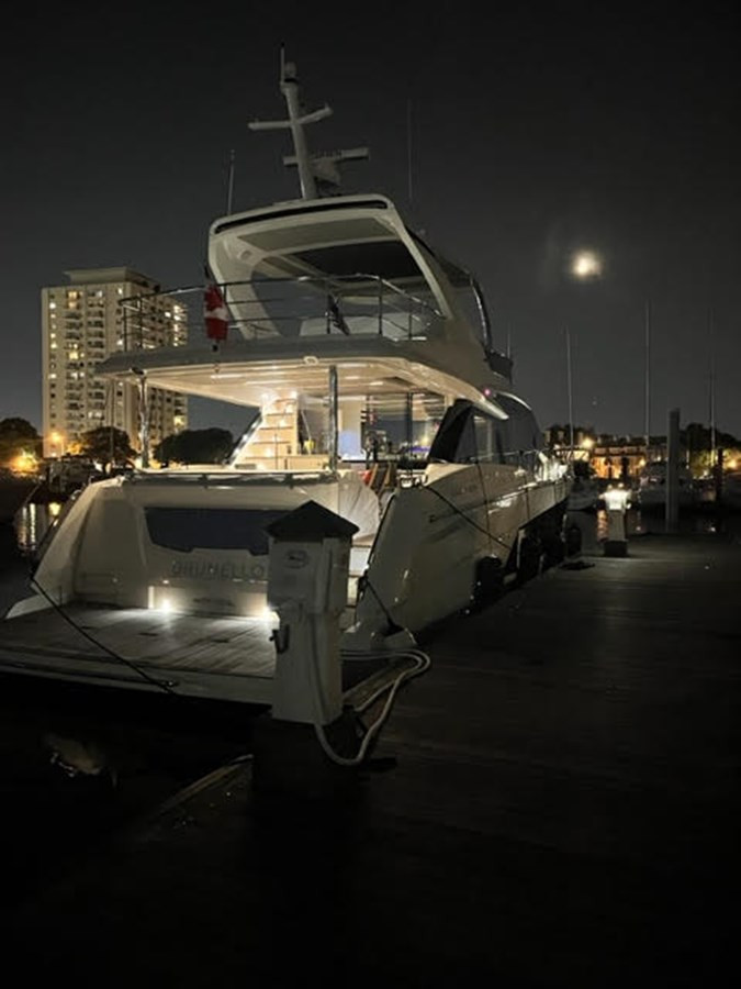 https://arconyachts.ams3.digitaloceanspaces.com/112145/conversions/large_3932006-optimize.jpg