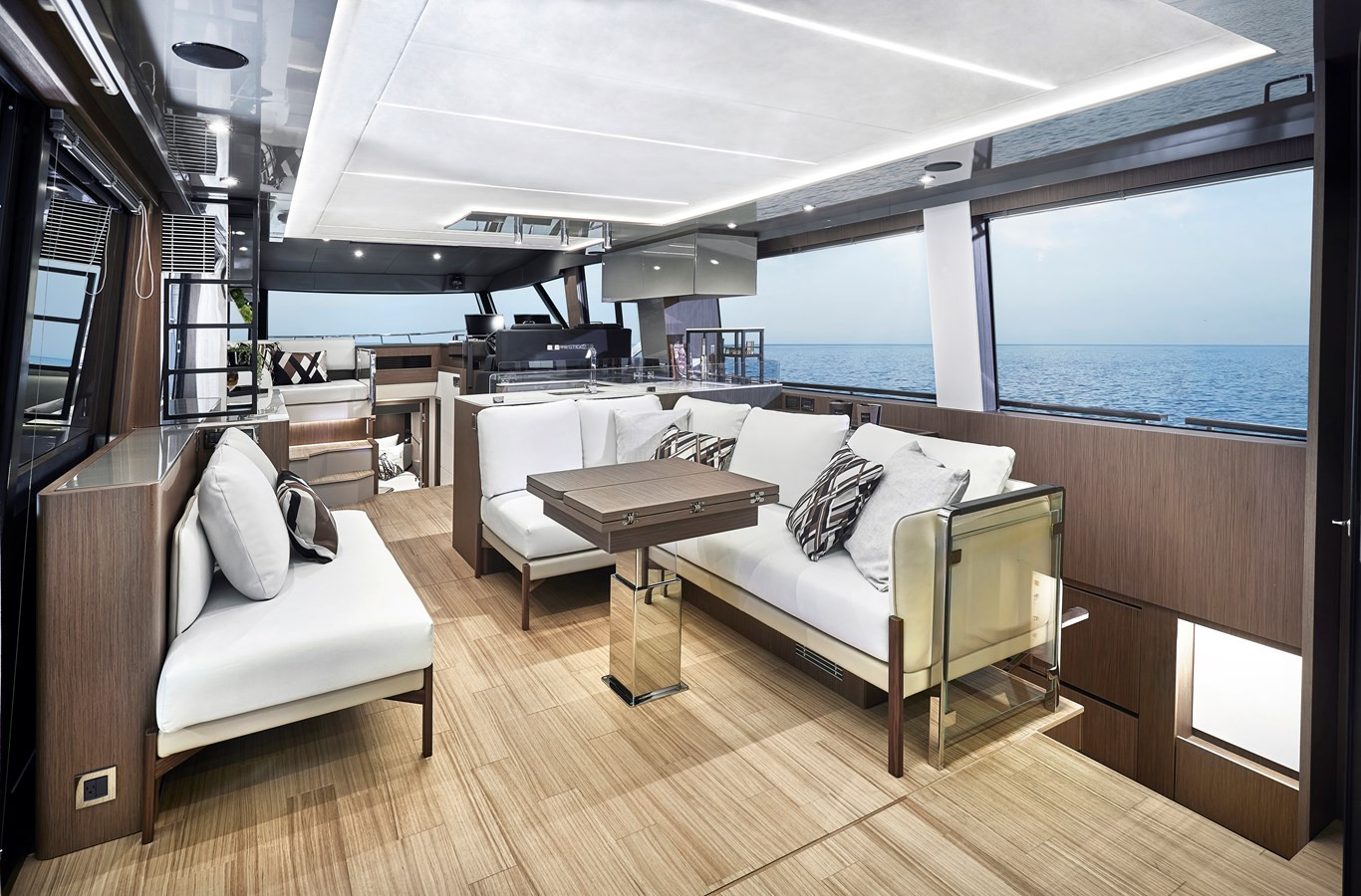 https://arconyachts.ams3.digitaloceanspaces.com/112148/conversions/large_4088336-optimize.jpg
