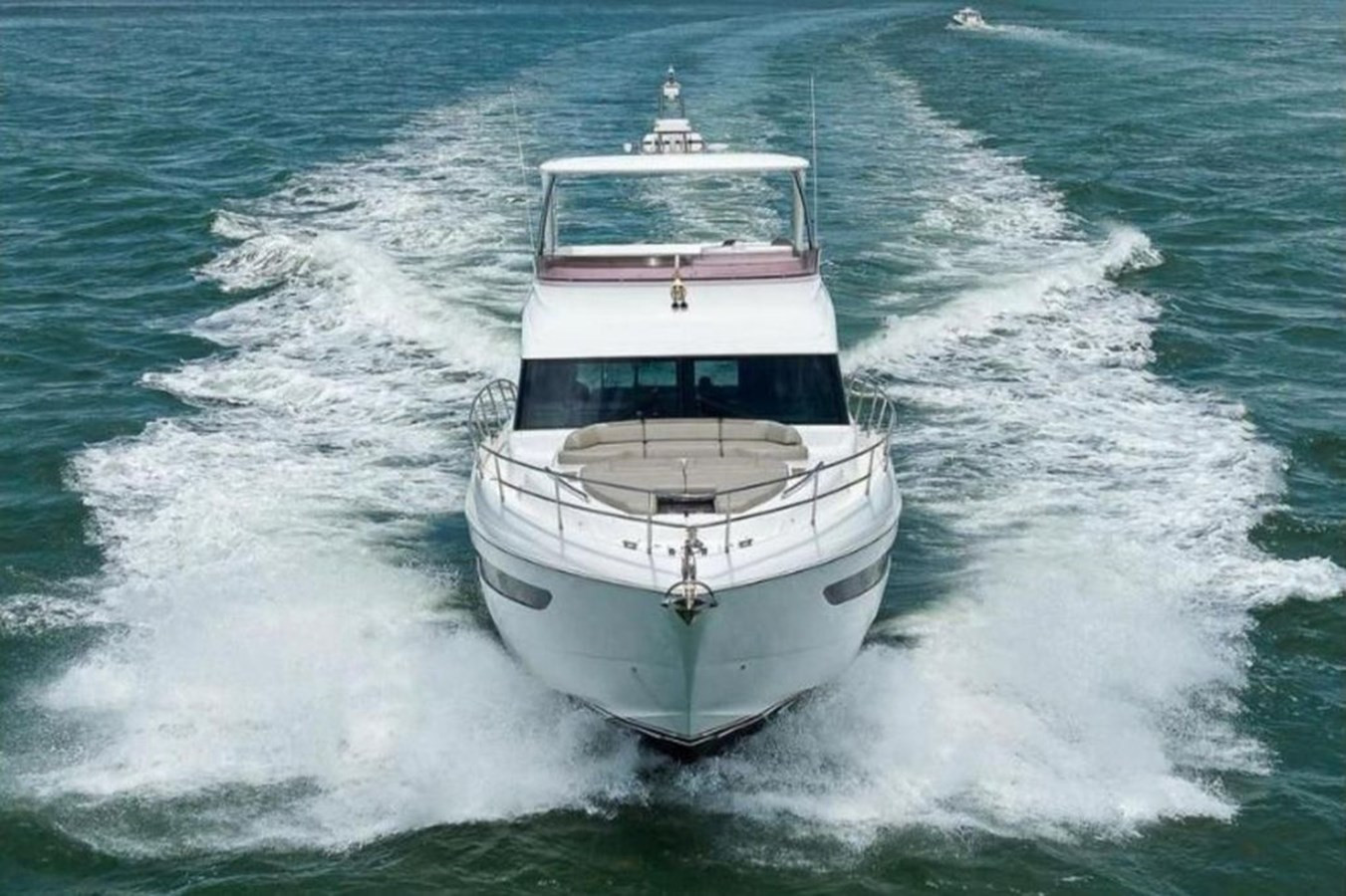 https://arconyachts.ams3.digitaloceanspaces.com/112204/conversions/large_4187404-optimize.jpg