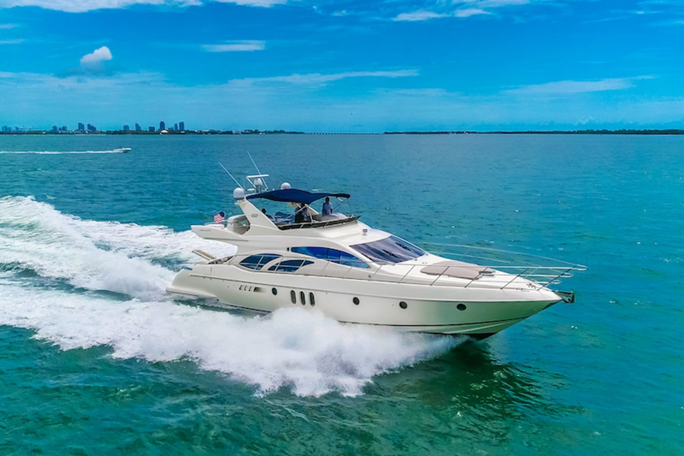 https://arconyachts.ams3.digitaloceanspaces.com/112301/conversions/large_4595456-optimize.jpg