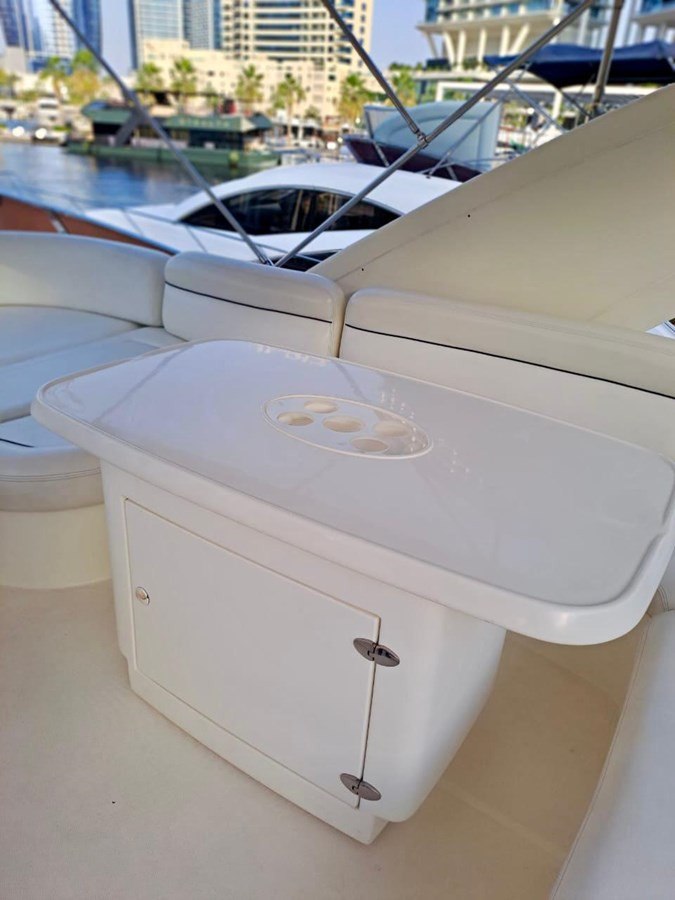 https://arconyachts.ams3.digitaloceanspaces.com/112336/conversions/large_4444315-optimize.jpg